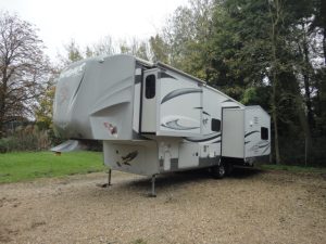 Silverback 5th wheel Trailer