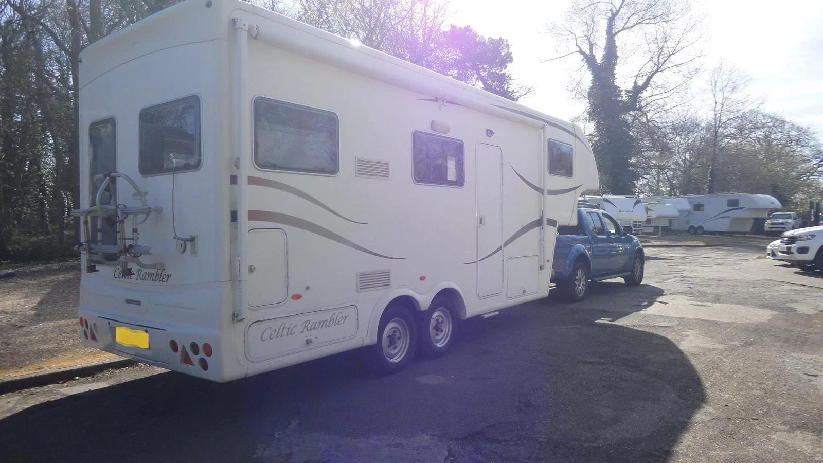 Cetic Rambler and Nissan Navara full rig