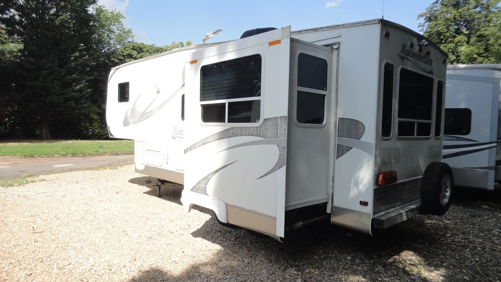 Kountrylite 5th wheel 2011