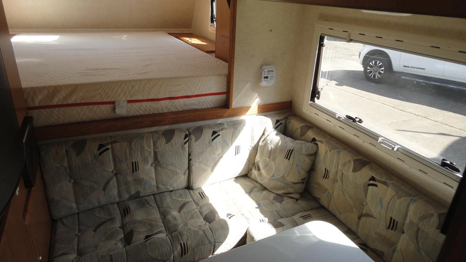 Northstar 700SCX demountable camper bed